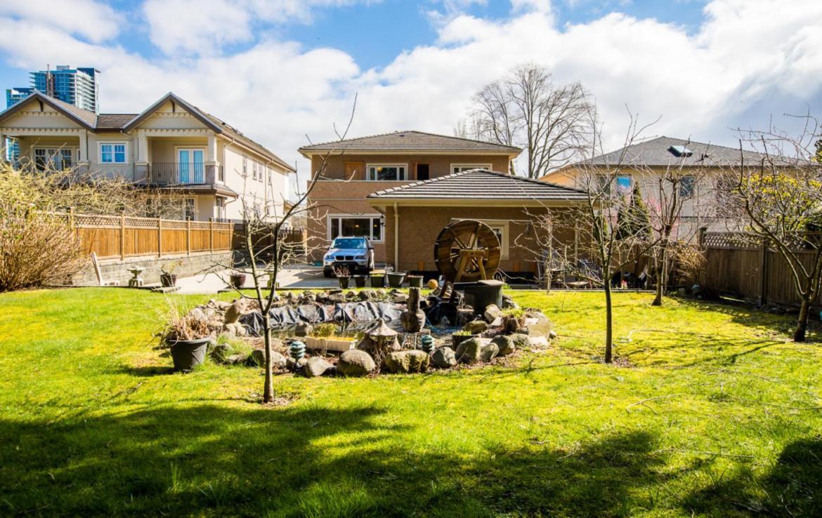 An Yang House Lägenhet Burnaby Exteriör bild